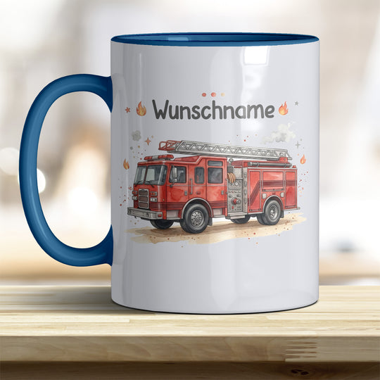 Kindertasse Feuerwehrauto personalisierbar mit Namen in verschiedenen Farben